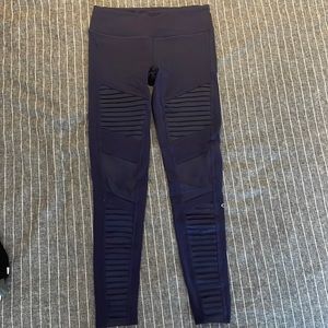 Navy Alo Leggings
